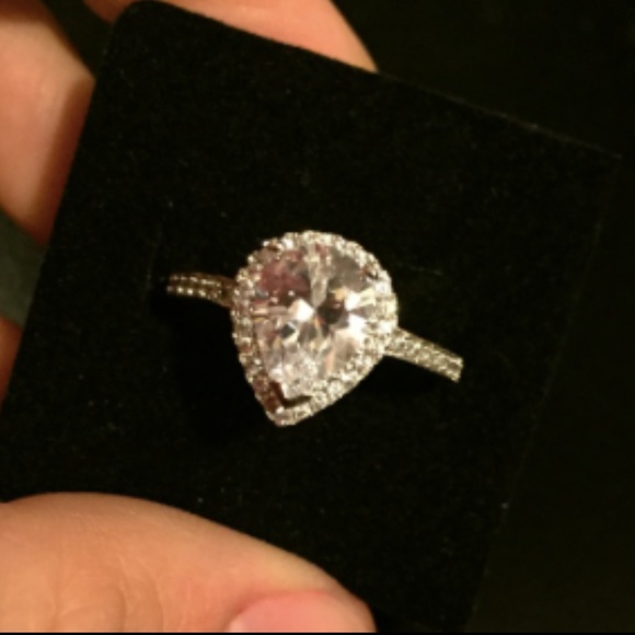 White Gold CZ Pear Ring *NWT* - Picture 5 of 5